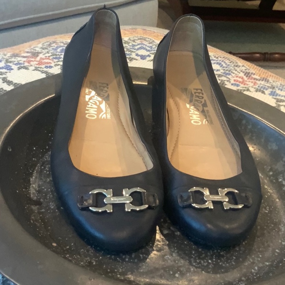 Salvatore Ferragamo flats